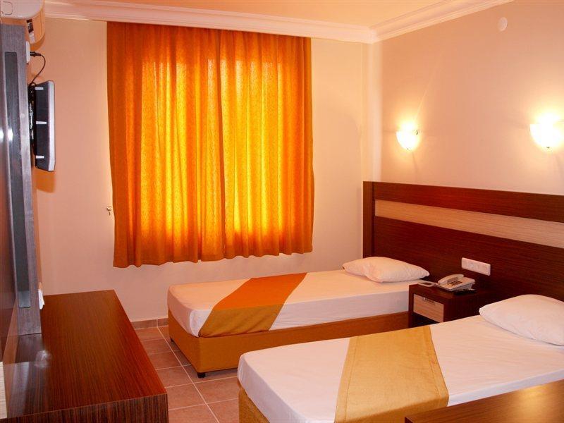Enki Hotel 阿拉尼亚 外观 照片