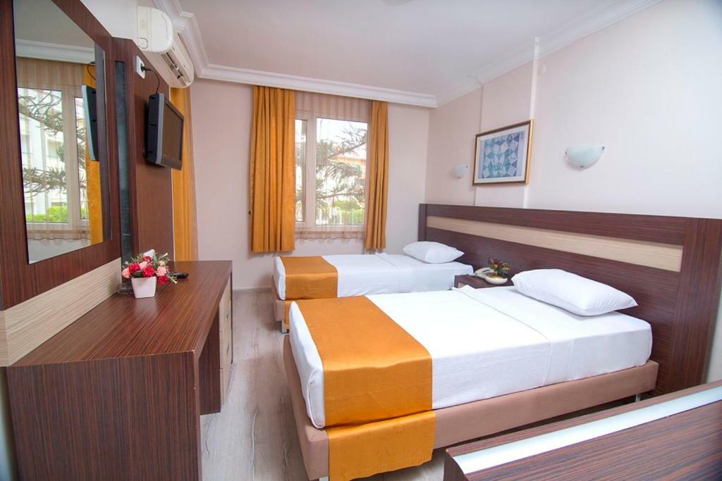 Enki Hotel 阿拉尼亚 外观 照片
